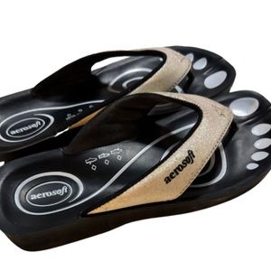 Aerosoft Womens Gliteratti Flip Flops Shoes White Sparkle Black Size 8